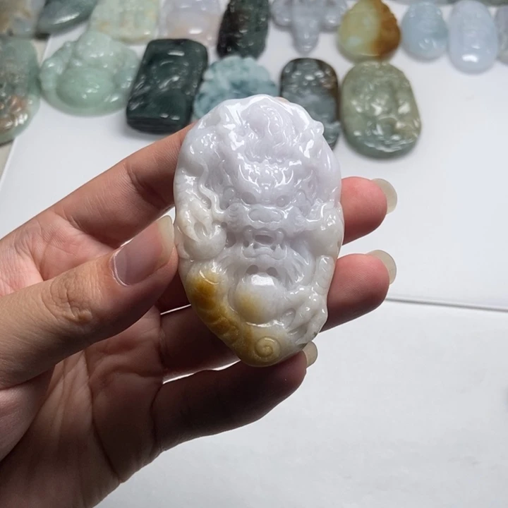 翡翠未镶嵌颈饰龙牌20