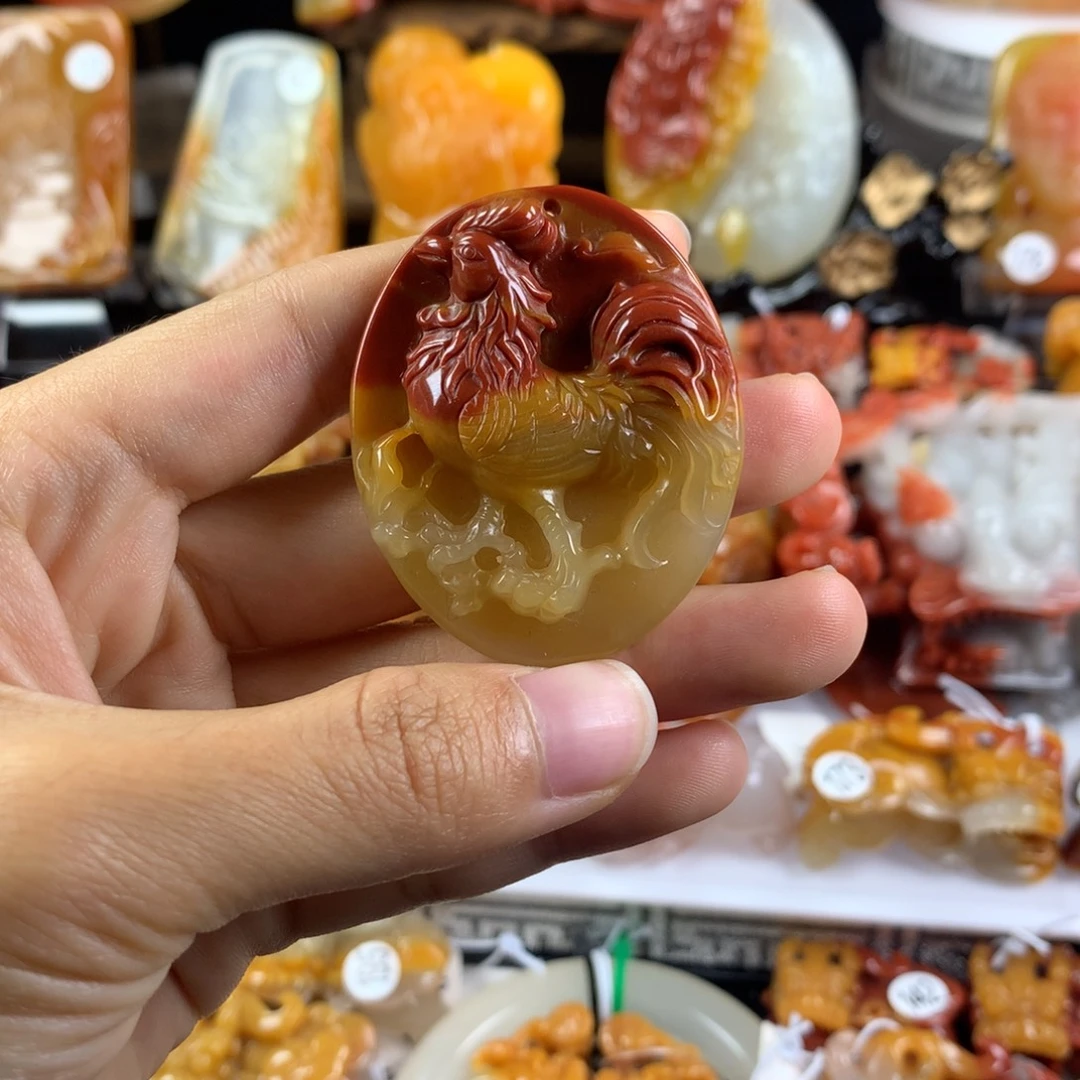 石英质玉（黄龙玉）未镶嵌挂件