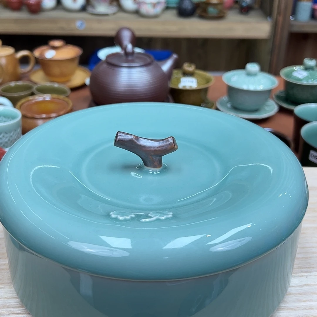 龙泉敬悦青瓷品茗杯茶叶罐