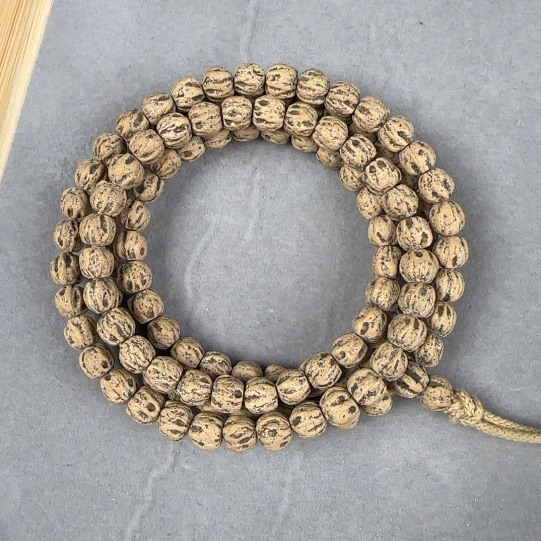 柏香籽/百香籽吊坠悠*