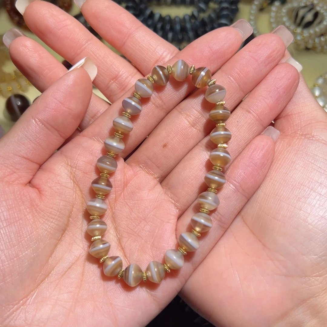 C***麻玛瑙/玉髓未镶嵌颈饰