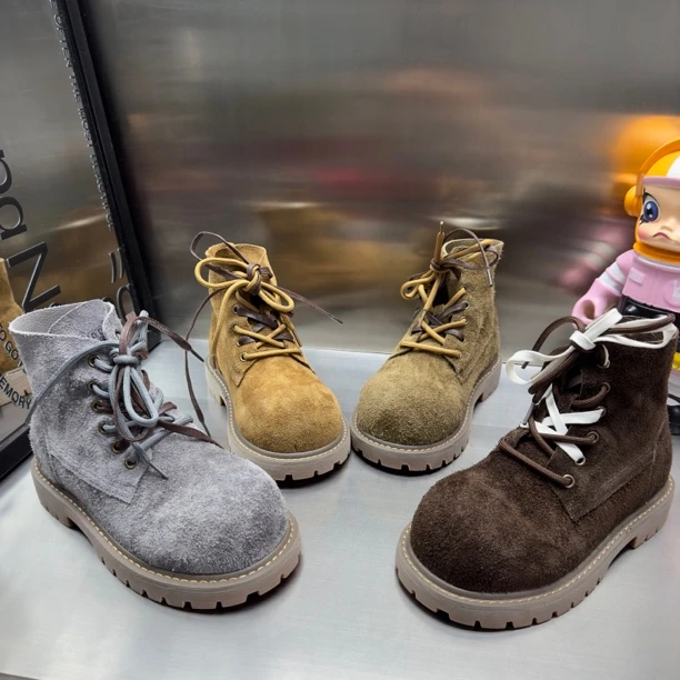 休闲风秋季短筒马丁靴时尚高帮甜辣千金风