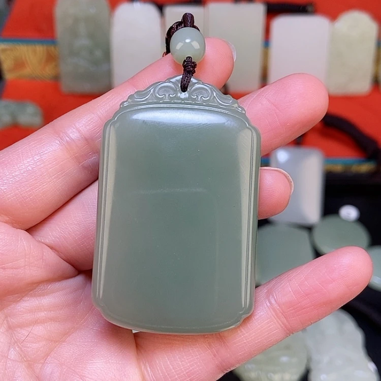 【闪购商品】颈饰未镶嵌和田玉