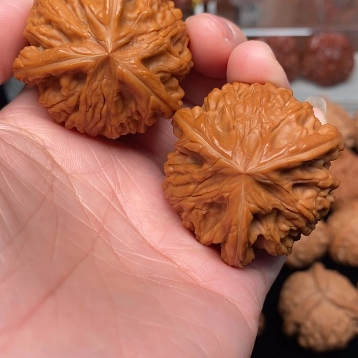 吊坠文玩核桃文山