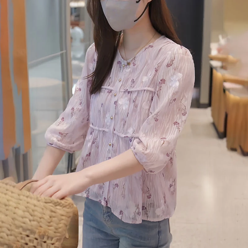 设计感气质碎花衬衫女士2025夏季百搭显瘦洋气减龄遮肚子短袖上衣