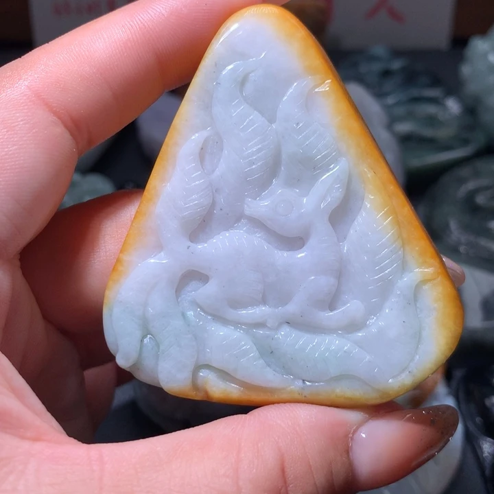 翡翠未镶嵌颈饰保真天然A货翡翠