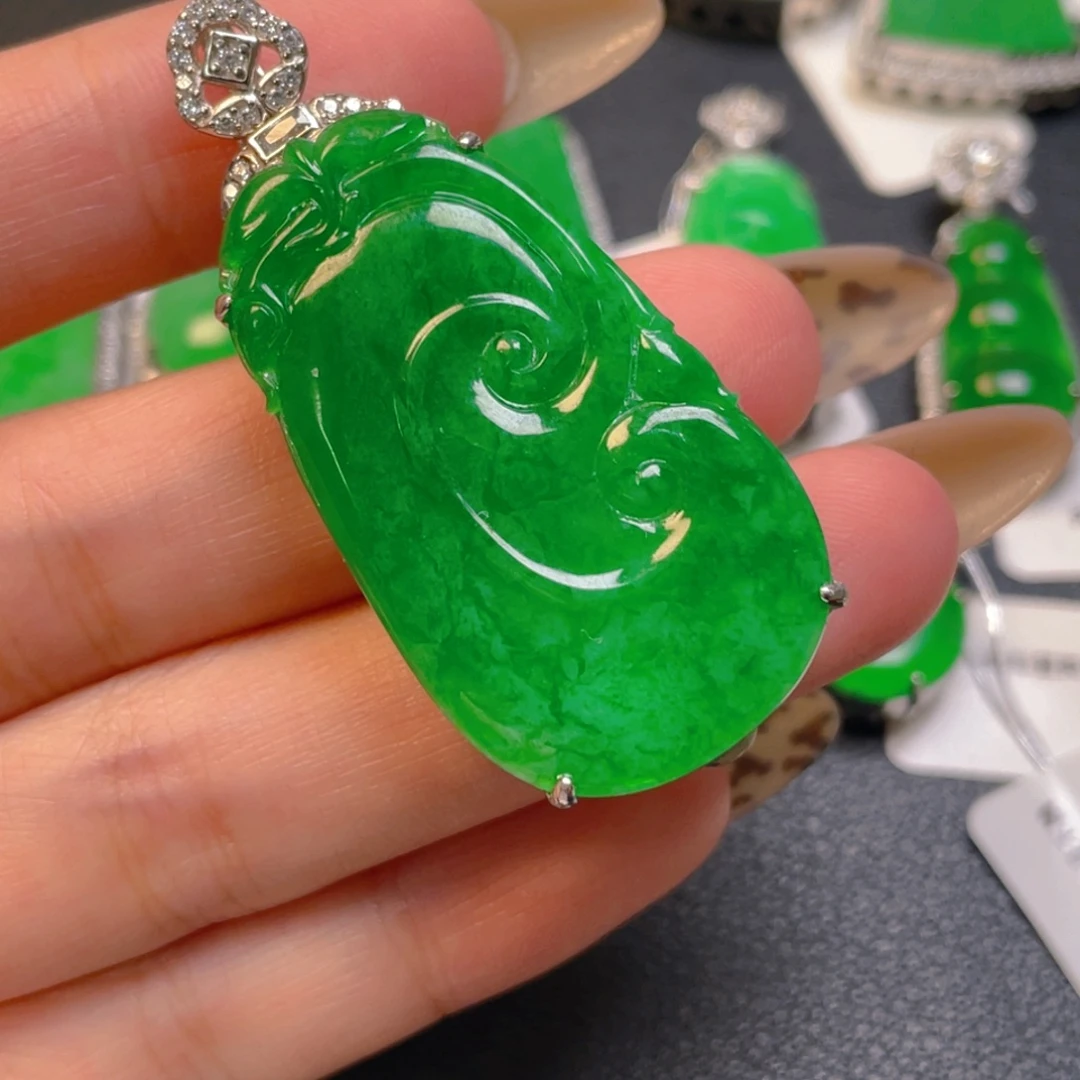 翡翠银S925镶嵌颈饰