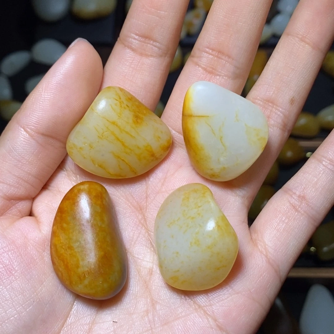 和田玉手链未镶嵌缘*