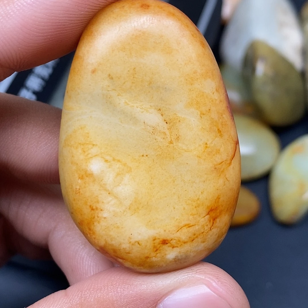 和田玉（糖玉）未镶嵌挂件