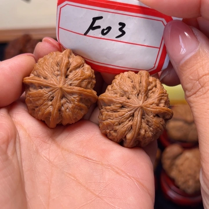 文玩核桃手串33.5雨花石正四棱03