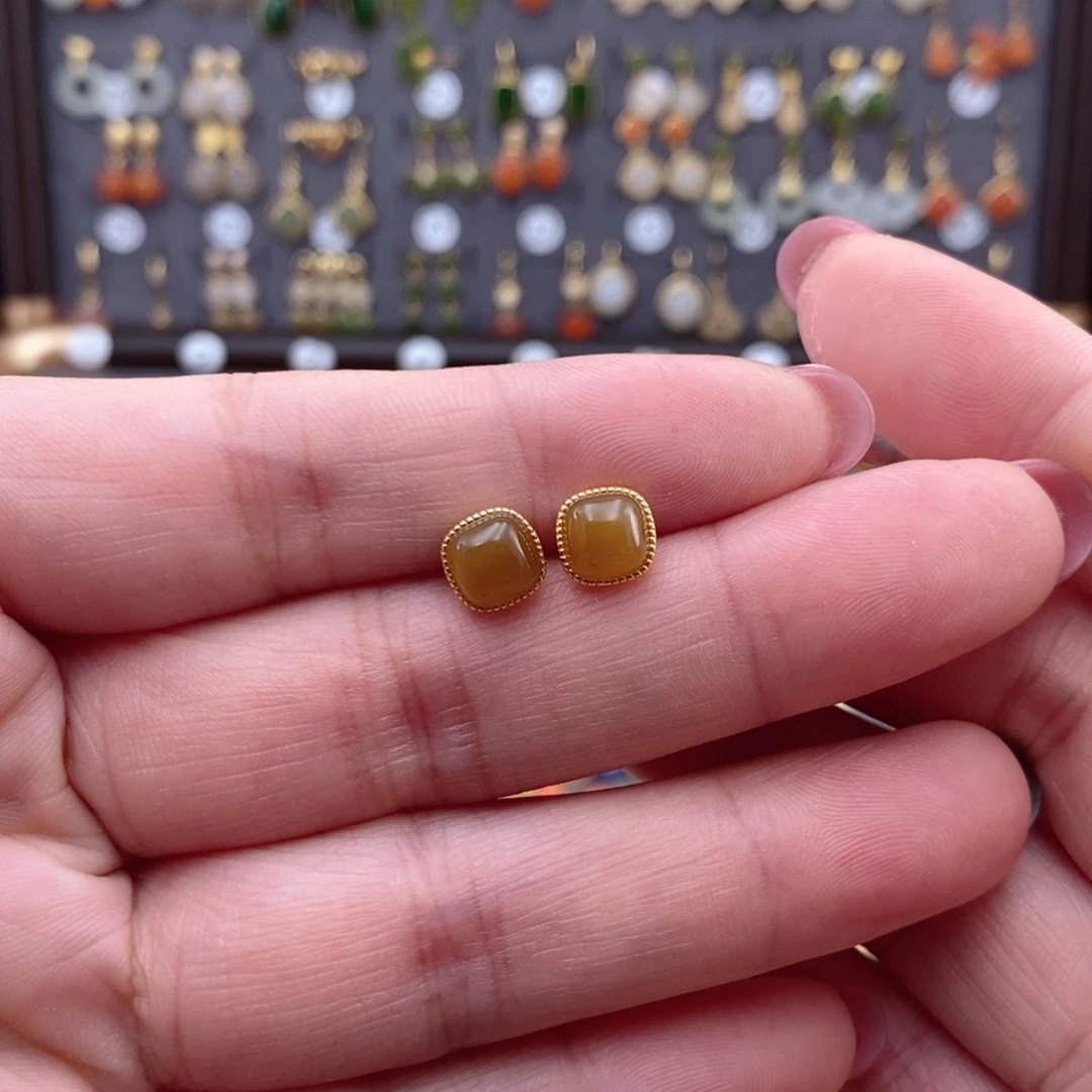 银S925镶嵌和田玉耳饰鳄**酱