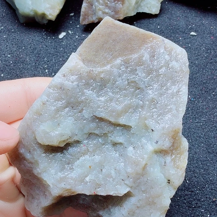 和田玉（糖玉）未镶嵌珠宝半成品