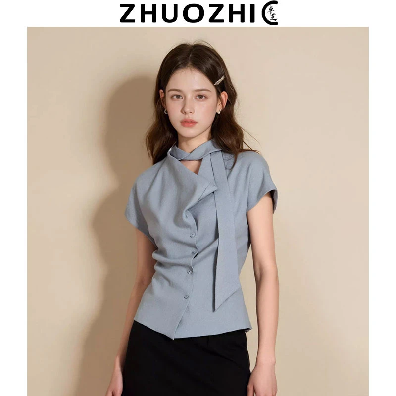 [卓芝]法式设计感荡领单排扣灰色T恤女2025夏季新款休闲百搭上衣