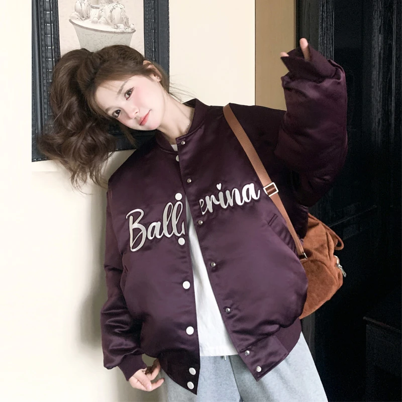 乌梅紫酱棒球服羽绒服女冬季新款韩系90白鸭绒内胆刺绣短夹克外套