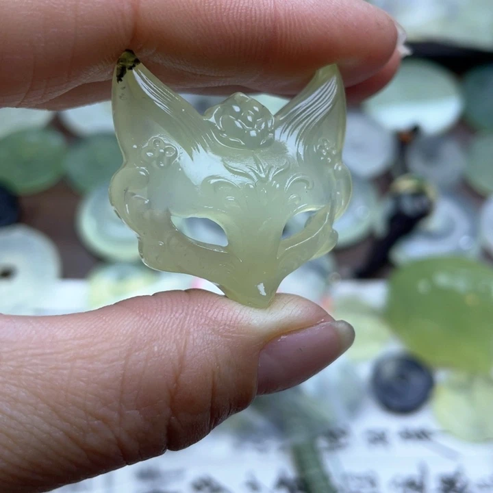 蛇纹石玉挂件未镶嵌y***y