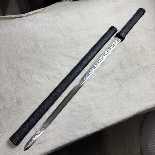 3333 龙泉昊天宝宝高锰钢唐剑未开刃