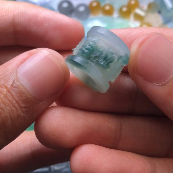 未镶嵌定制翡翠挂件