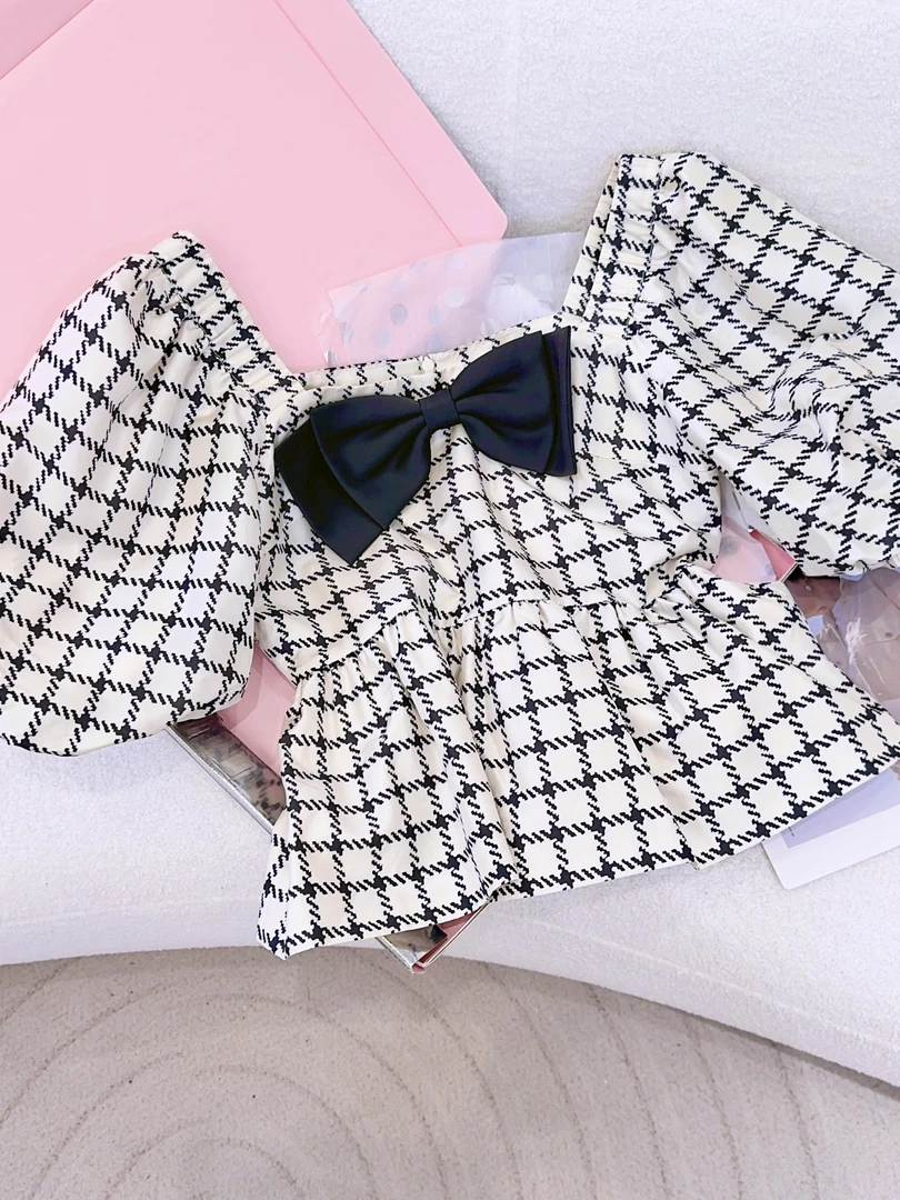 琳心丨春季新款黑白格子蝴蝶结方领泡泡袖短款衬衫 0081