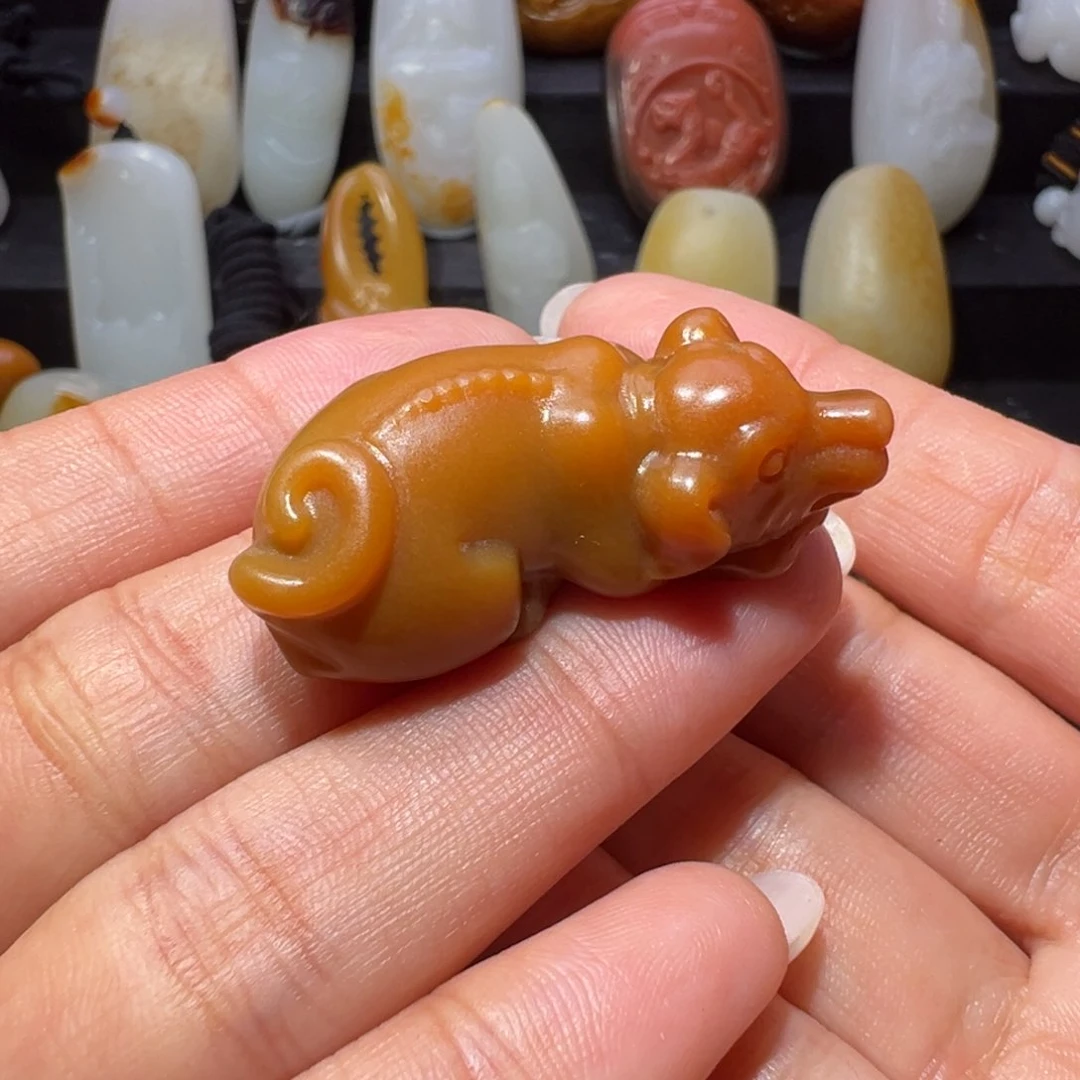 和田玉挂件未镶嵌