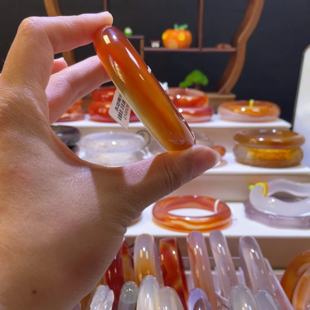 s***n玛瑙/玉髓手镯未镶嵌