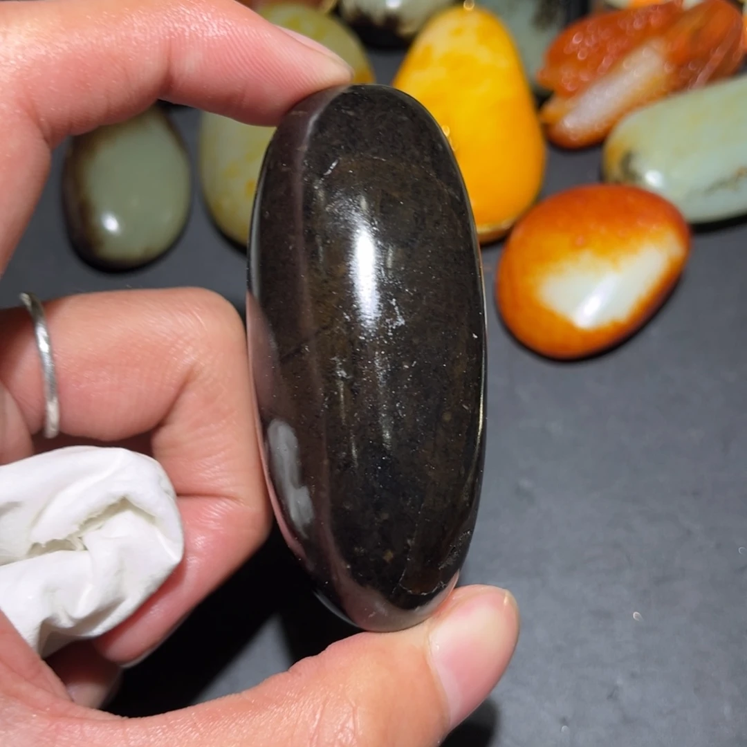 和田玉未镶嵌珠宝奇石