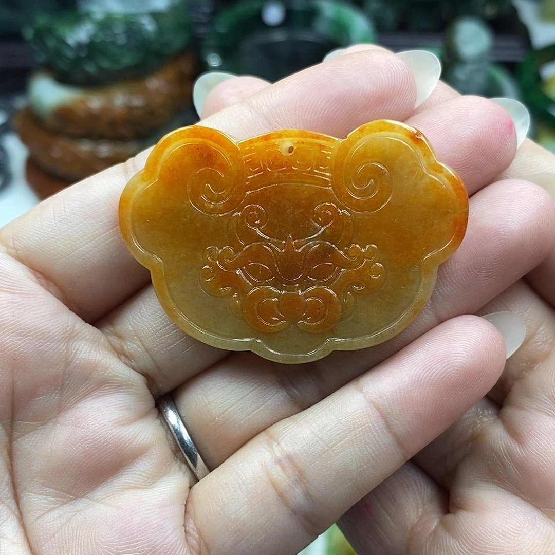 颈饰未镶嵌翡翠牌子