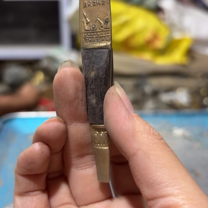 834 铜器物品理性消费