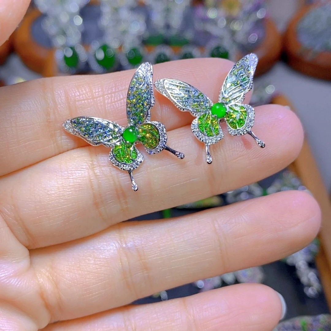 翡翠颈饰银S925镶嵌天然翡翠