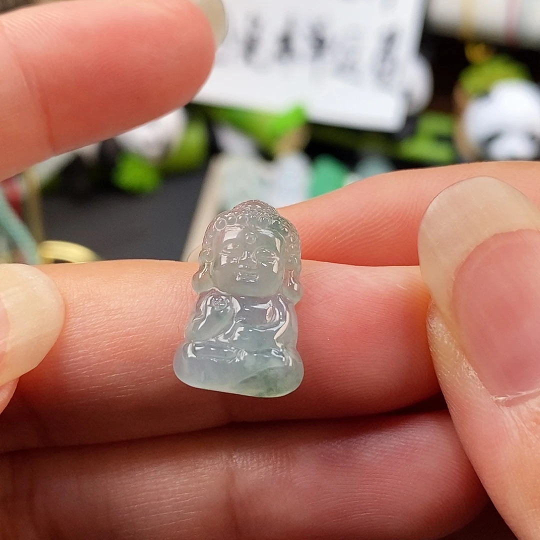 翡翠未镶嵌颈饰宝宝佛