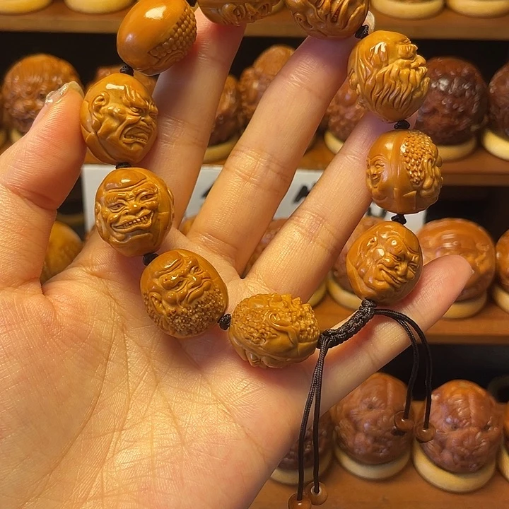橄榄核把件十八罗汉