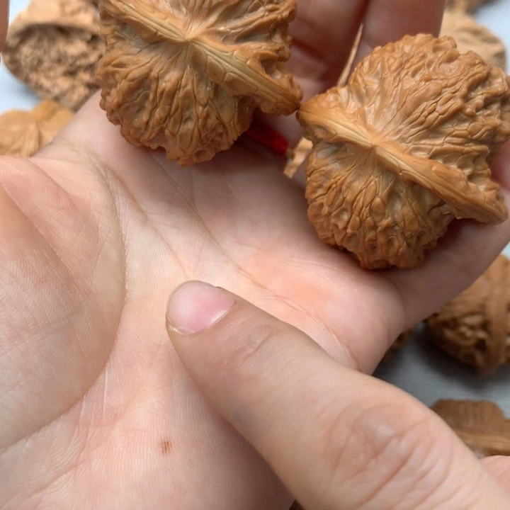 文玩核桃把件血麒麟44