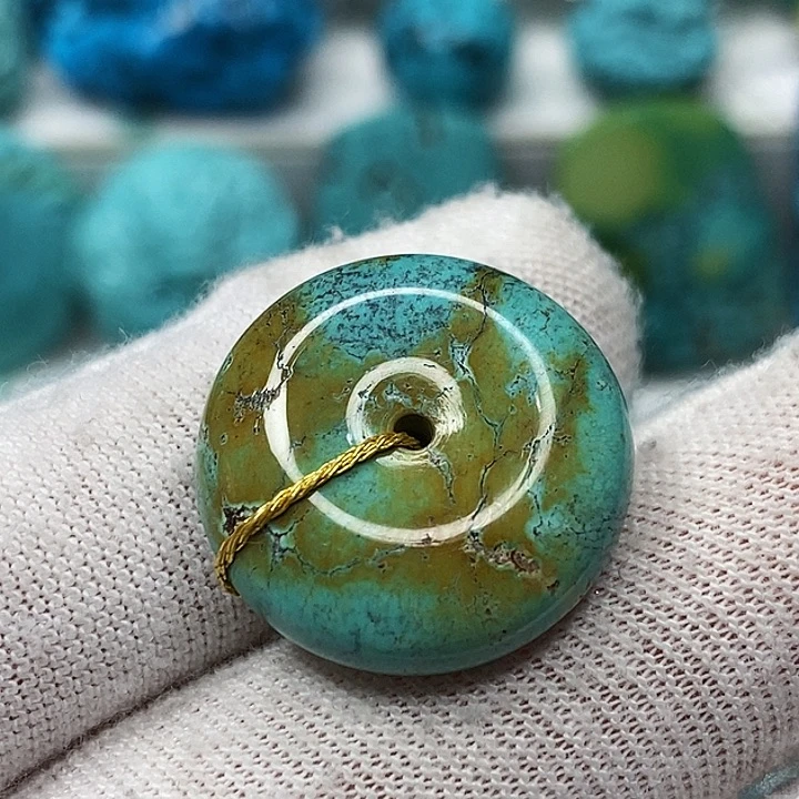 未镶嵌绿松石天然原矿 带武汉地大证书