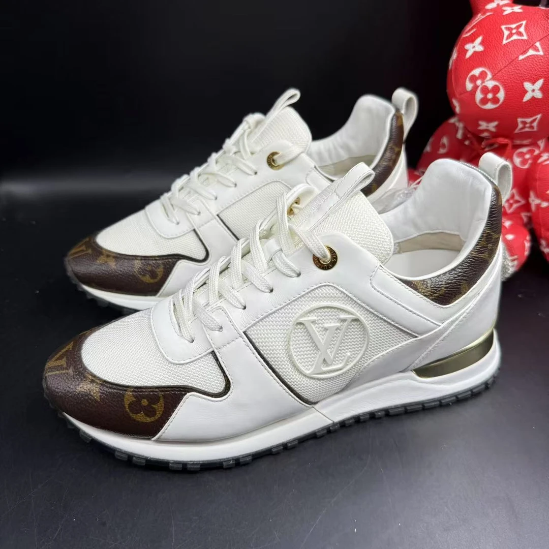 95新 LouisVuitton/路易威登 白棕老花网面运动鞋39欧码 ddm2621