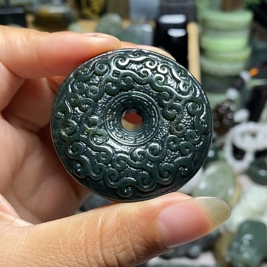 未镶嵌和田玉（糖玉）珠宝半成品