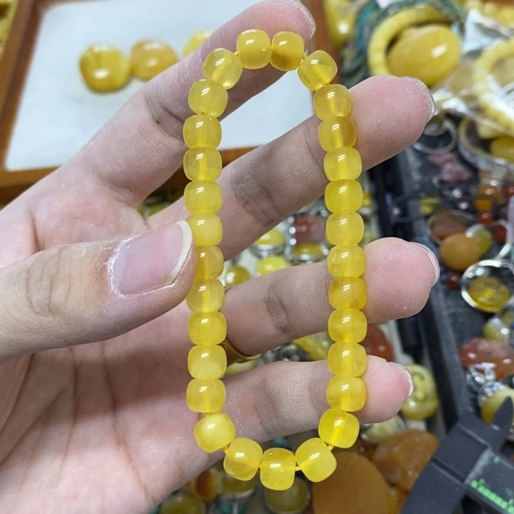 未镶嵌蜜蜡裸石多样性发货