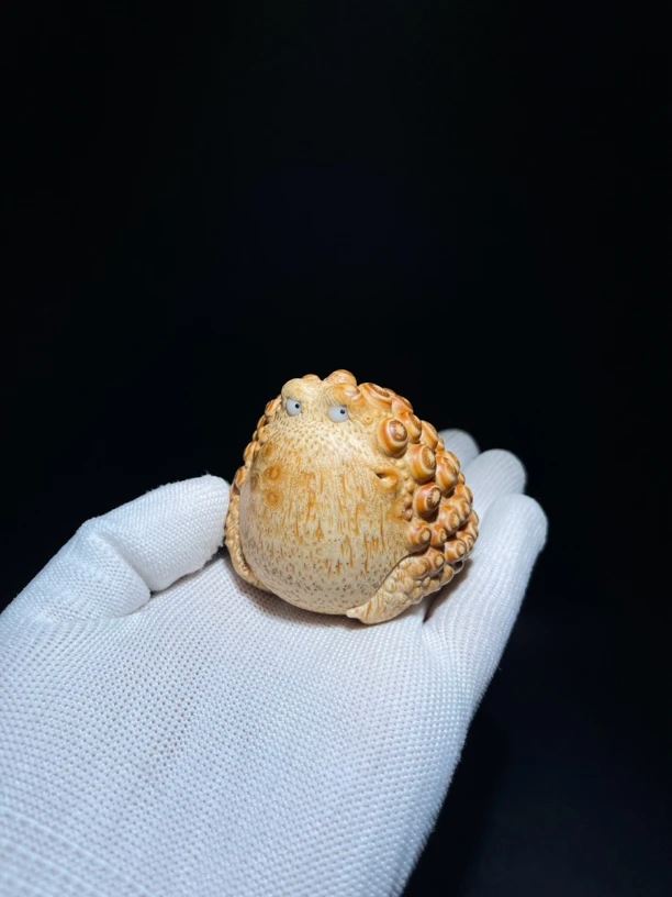 竹根雕金蟾傲娇地包天纯手工雕刻