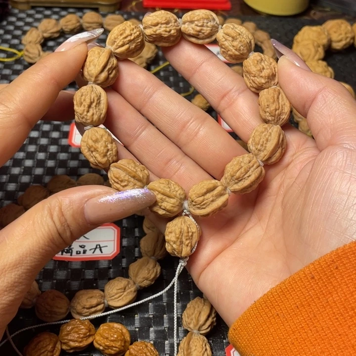 南***落核桃嵩蛤蟆头手串