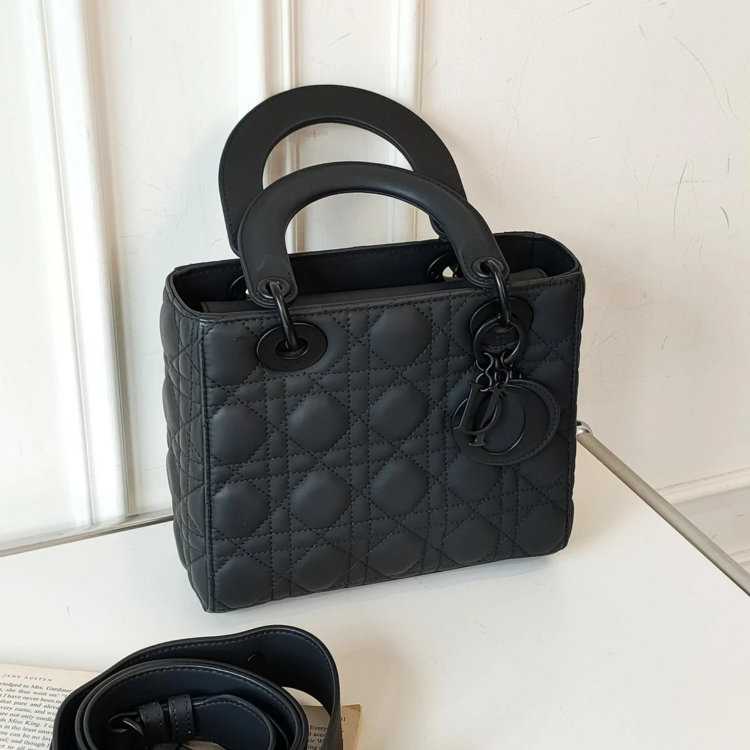 95新 DIOR/迪奥 22年soblack牛皮四格戴妃手提包单肩49703