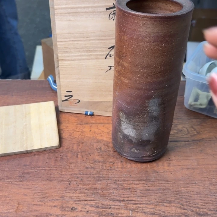 一个陶瓷物件哈哈哈哈