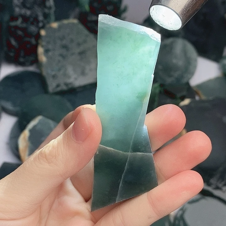 翡翠裸石纯天然翡翠
