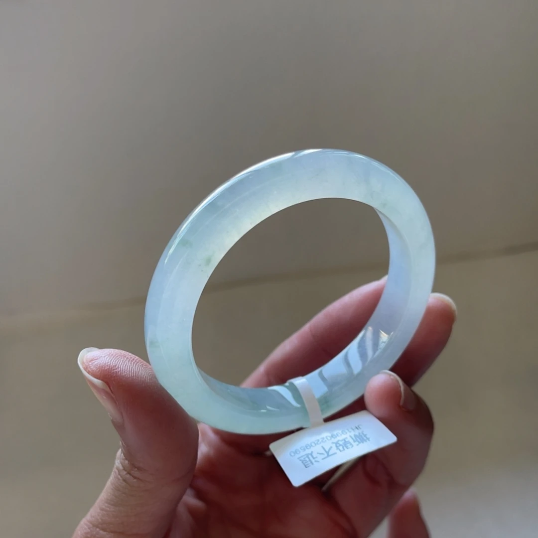 翡翠未镶嵌手镯52.4圈三天鉴赏期