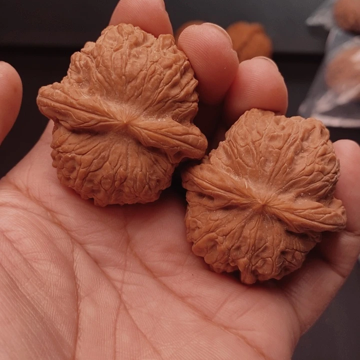 A***R核桃血麒麟41尺核桃