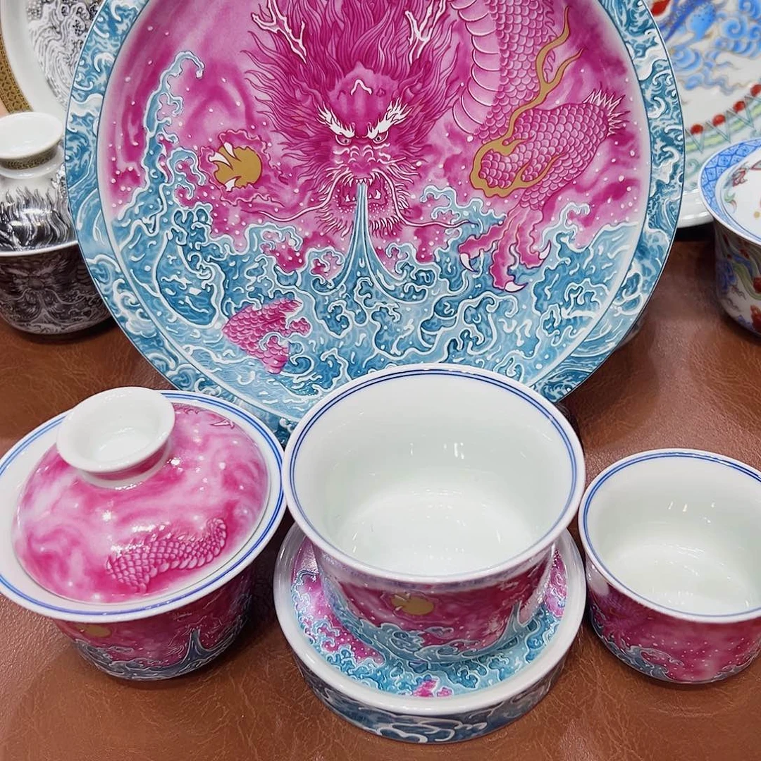 摆件景德镇陶瓷艺术展在景德镇市博物