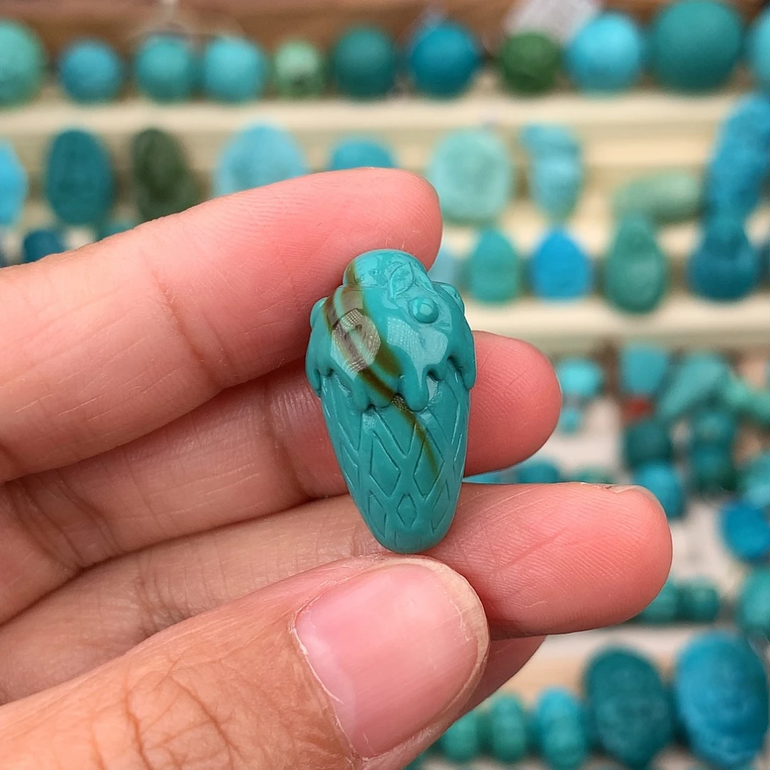 未镶嵌绿松石珠宝奇石