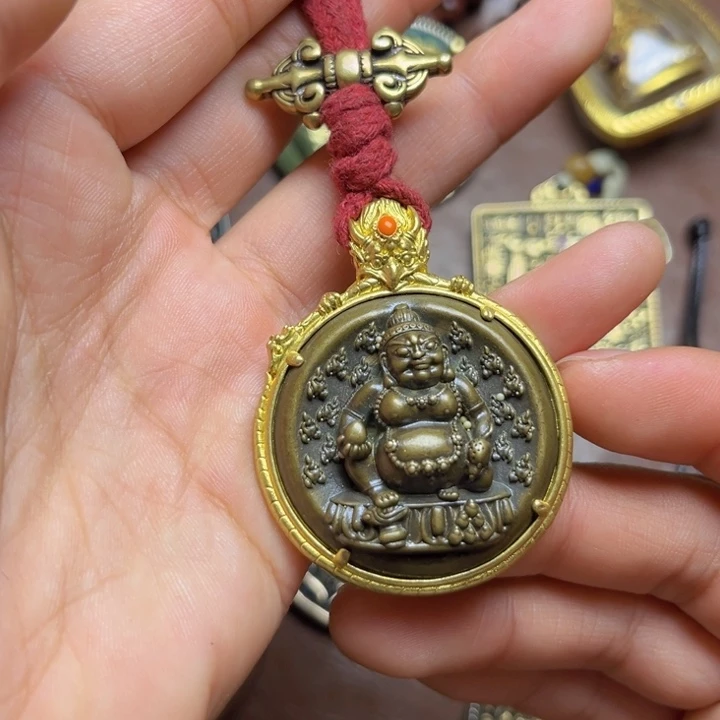 手工艺品琉璃项**关喜欢的朋友