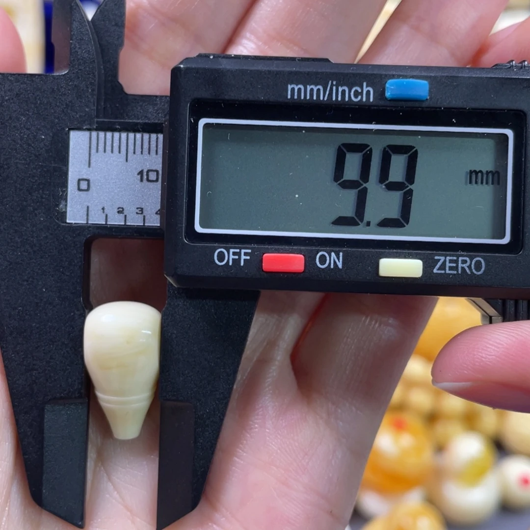 琥珀未镶嵌裸石琥珀蜜蜡