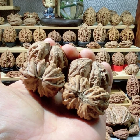 文玩核桃把件两对