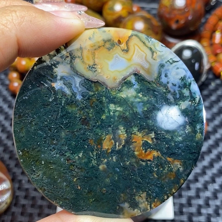 玛瑙/玉髓颈饰未镶嵌猫**鱼