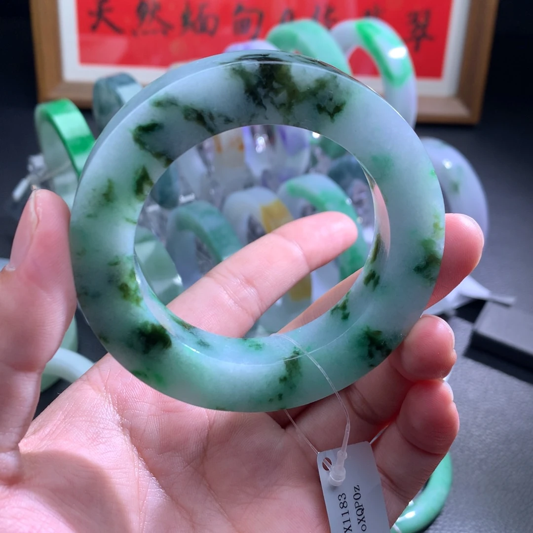 定制翡翠未镶嵌翡翠