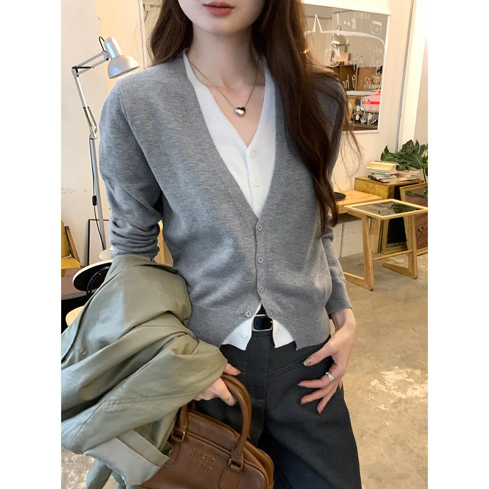 拼接假两件V领针织开衫女2025春秋季设计感短款毛衣修身灰色上衣